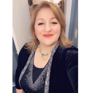 Meet your Posher, Hassna